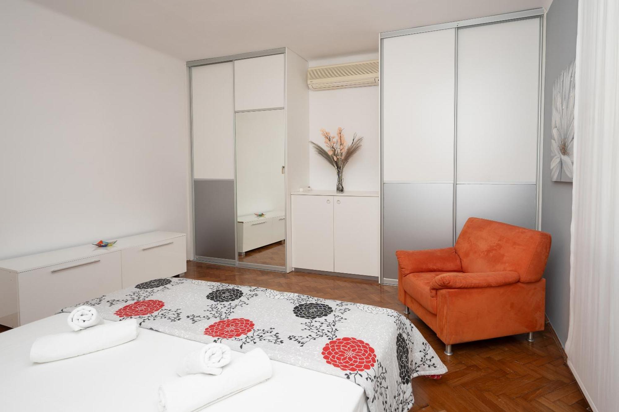 Apartment Nena *